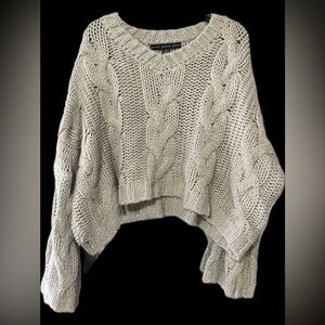 HYFVE Cable Knit Sweater Rounded V-neck, Cream/Beige/a bit Greenish Gray, Sz S